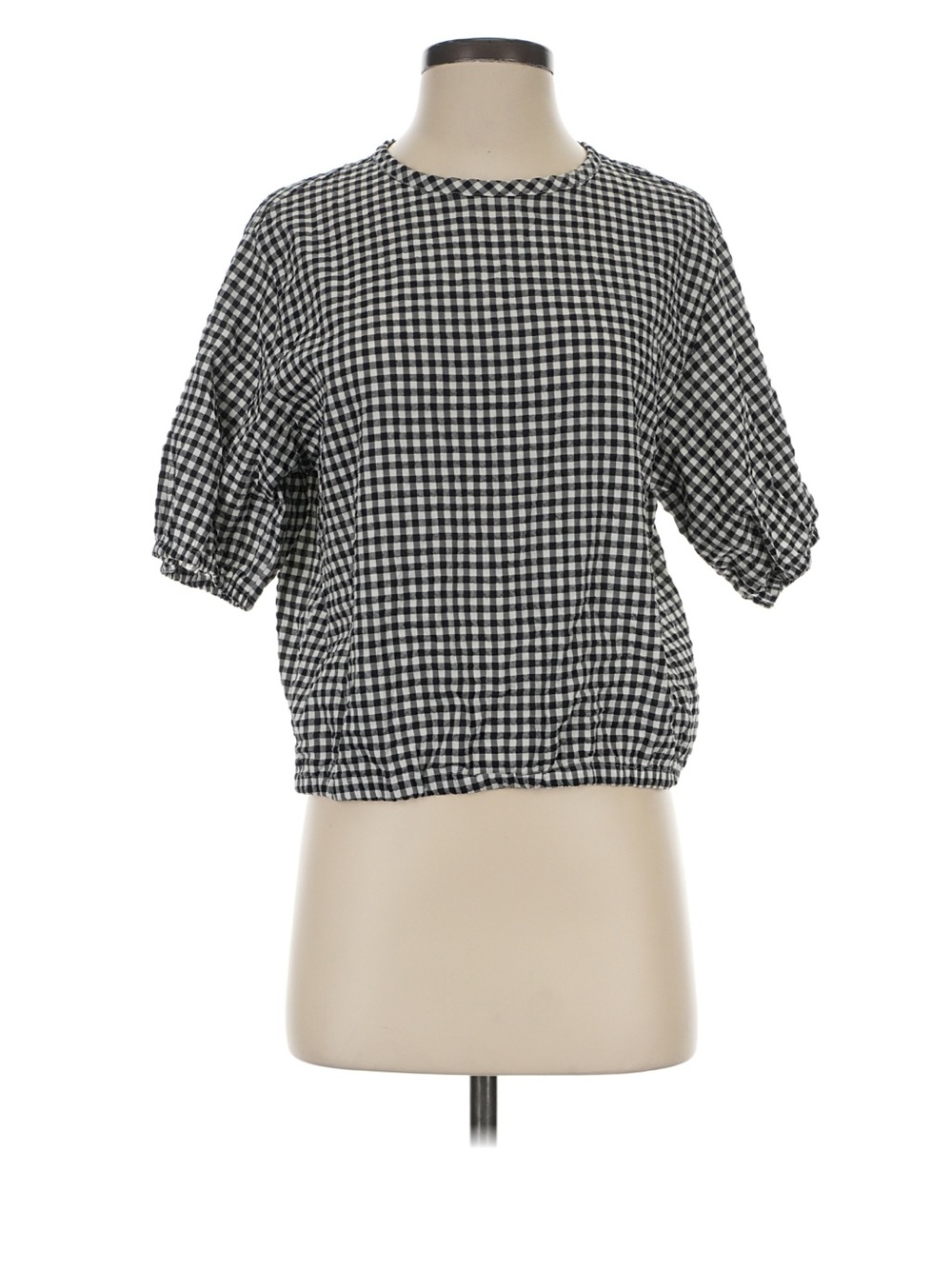 Uniqlo Black & White Gingham Short Puff-Sleeve Top